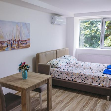 Riverview Nis Bagian luar foto