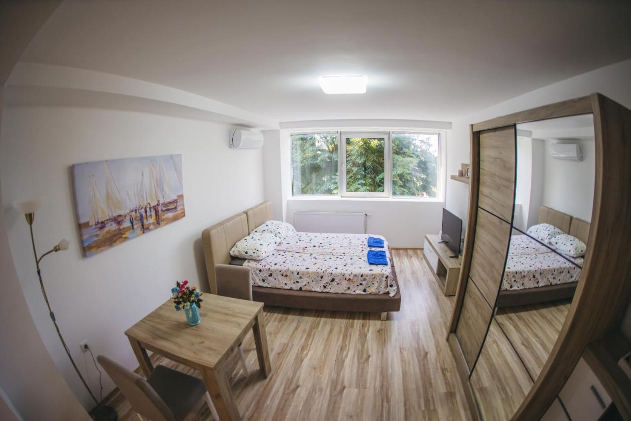 Riverview Nis Bagian luar foto