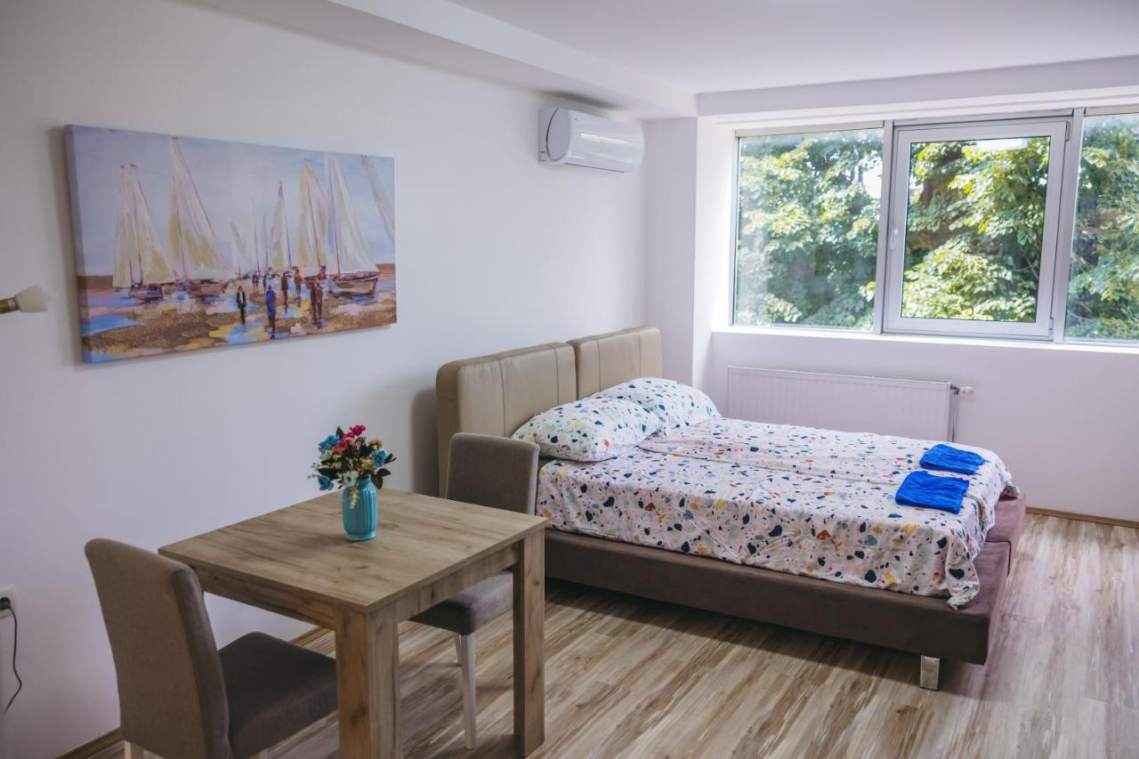Riverview Nis Bagian luar foto