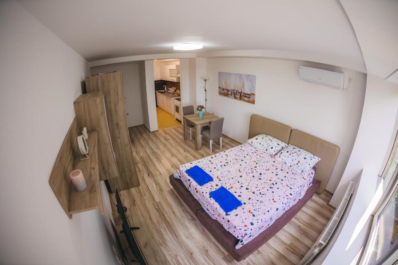 Riverview Nis Bagian luar foto